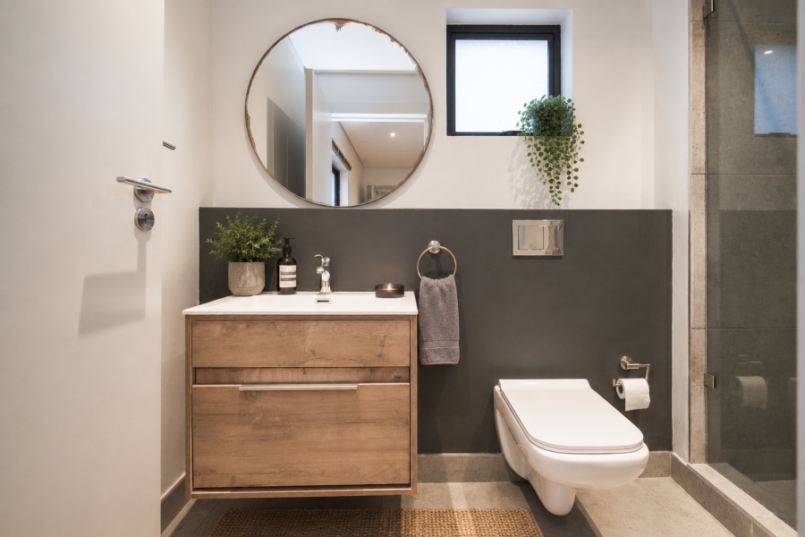 1 Bedroom Property for Sale in Sea Point Western Cape